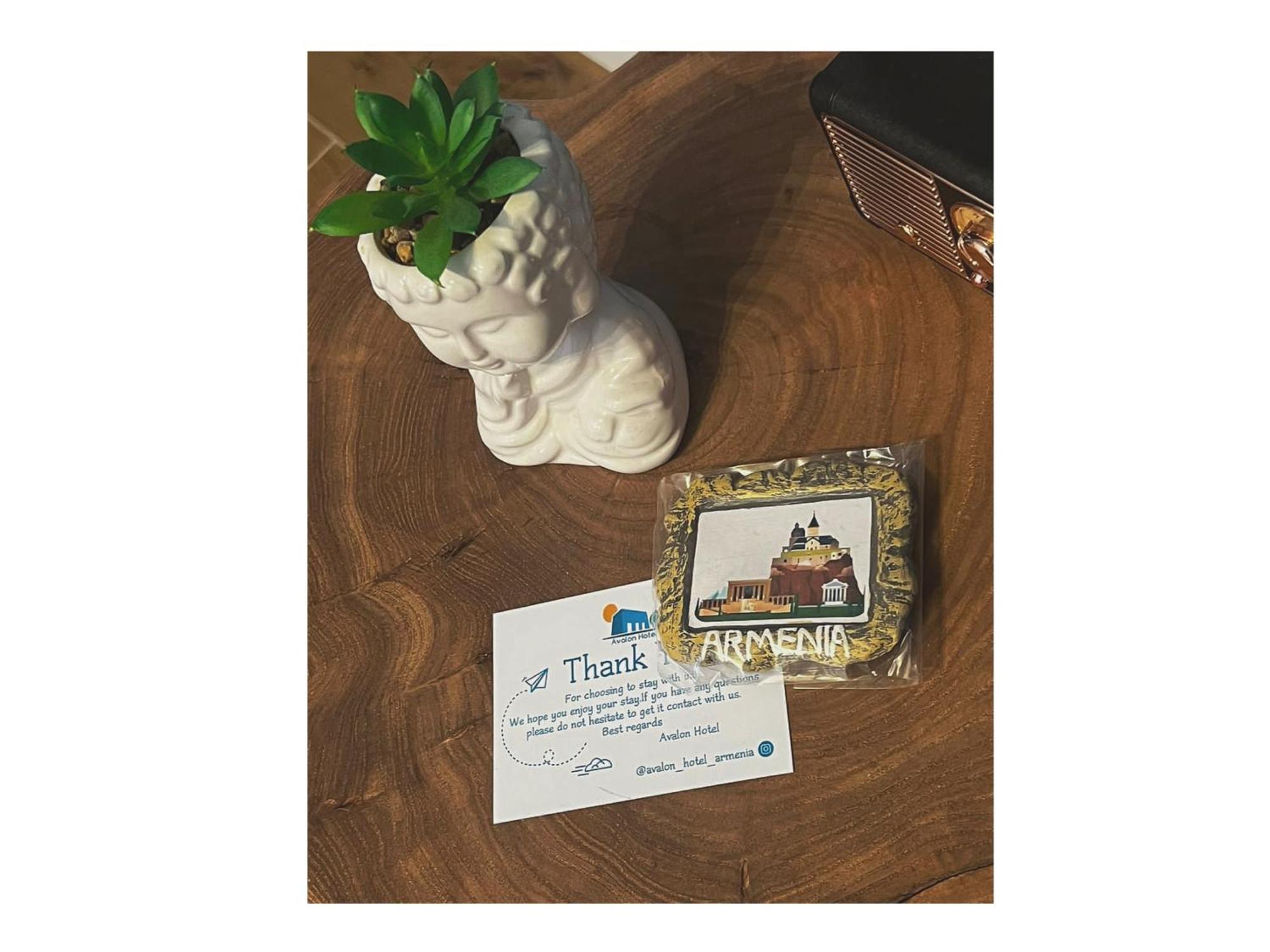 Avalon Hotel Armenia 예레반 외부 사진